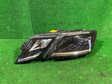 Laden Sie das Bild in den Galerie-Viewer, Frontscheinwerfer Skoda Octavia III 5E1941015E-M LED Links Headlight SCH5709458625kh