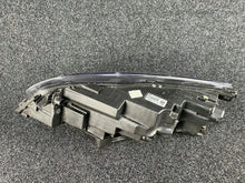 Laden Sie das Bild in den Galerie-Viewer, Frontscheinwerfer Ford Kuga III LV4B-13E016-AH LED Links Scheinwerfer Headlight SCH5711519951cp