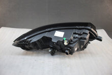 Laden Sie das Bild in den Galerie-Viewer, Frontscheinwerfer Renault Megane E-Tech 1ZX01514301 Links Scheinwerfer Headlight SCH5715030230gs