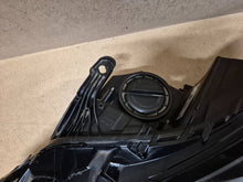 Laden Sie das Bild in den Galerie-Viewer, Frontscheinwerfer Opel Astra K 39195688 Links Scheinwerfer Headlight SCH5726079227ji
