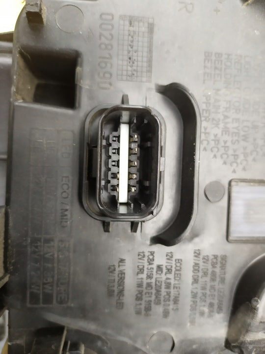 Frontscheinwerfer Renault Clio V 260109379R LED Rechts Scheinwerfer Headlight SCH5728185494ej
