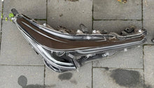Laden Sie das Bild in den Galerie-Viewer, Frontscheinwerfer Toyota Corolla 81150-02S70 Rechts Scheinwerfer Headlight SCH5731171457cz