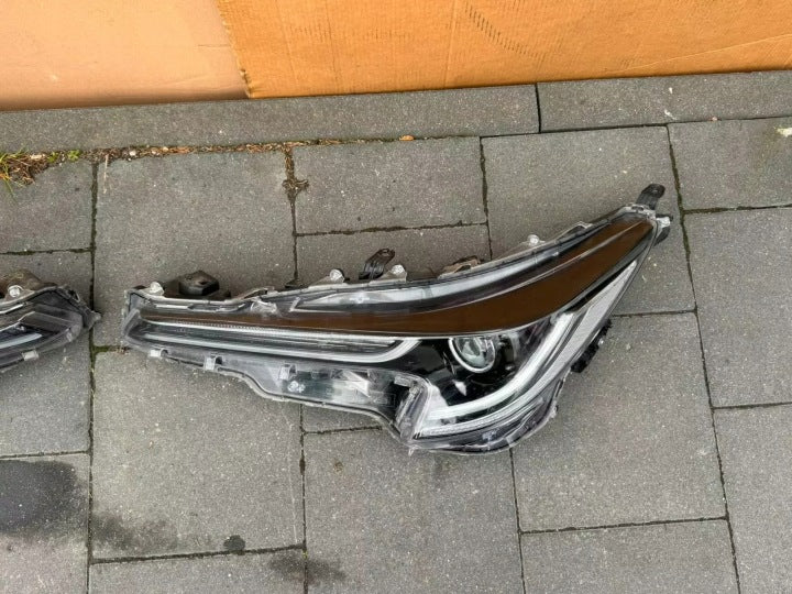 Frontscheinwerfer Toyota Corolla 81150-02S70 Rechts Scheinwerfer Headlight SCH5731171457cz