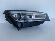 Laden Sie das Bild in den Galerie-Viewer, Frontscheinwerfer Audi Q5 80A941044 Rechts Scheinwerfer Headlight SCH5740881552lg