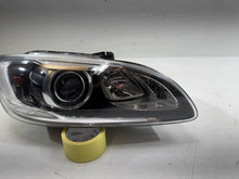 Load image into Gallery viewer, Frontscheinwerfer Volvo V60 31420262 Xenon Rechts Scheinwerfer Headlight SCH5750628035re