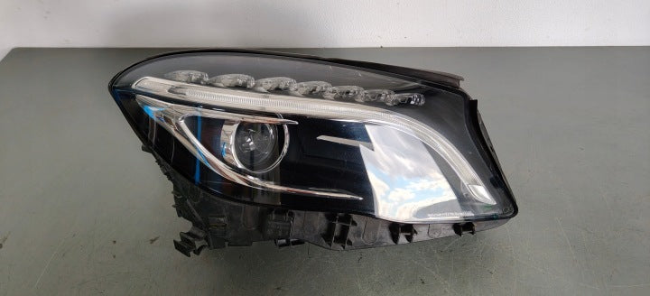 Frontscheinwerfer Mercedes-Benz X156 A1569061800 LED Rechts Headlight SCH5756716539sn