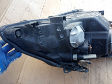 Load image into Gallery viewer, Frontscheinwerfer Toyota Avensis 10100-17685 Links Scheinwerfer Headlight SCH5757973514bc