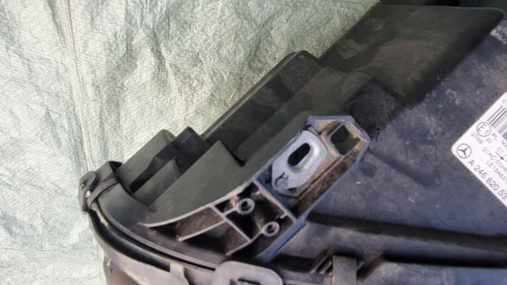 Frontscheinwerfer Mercedes-Benz W246 A2468205361 Ein Stück (Rechts oder Links) SCH5767976724wt