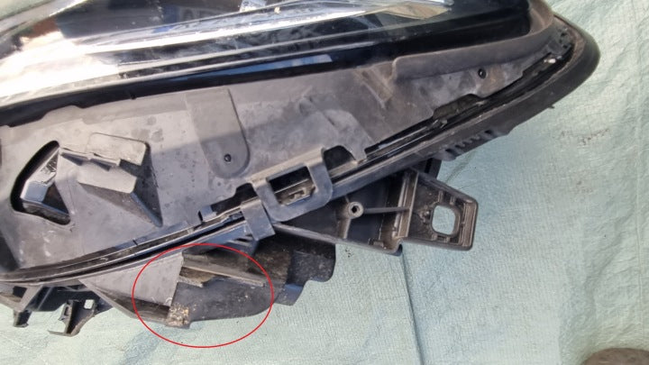 Frontscheinwerfer Mercedes-Benz W246 A2468205361 Ein Stück (Rechts oder Links) SCH5767976724wt