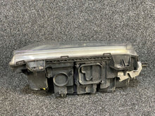 Laden Sie das Bild in den Galerie-Viewer, Frontscheinwerfer Volvo 22239220 Rechts Scheinwerfer Headlight SCH5770995462wt