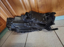 Laden Sie das Bild in den Galerie-Viewer, Frontscheinwerfer Skoda Octavia IV 5E4941015A Full LED Links Headlight SCH5775259828pa