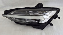 Laden Sie das Bild in den Galerie-Viewer, Frontscheinwerfer Volvo V60 II S60 III 32404681 Full LED Links Headlight SCH5776259802oq