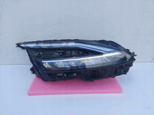 Laden Sie das Bild in den Galerie-Viewer, Frontscheinwerfer Nissan Qashqai III J12 100-8D02J Rechts Scheinwerfer Headlight SCH5784094778xz