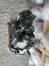 Load image into Gallery viewer, Frontscheinwerfer Dacia Duster 260106194R 260602465R Full LED Ein Satz Headlight SCH5786030295nv