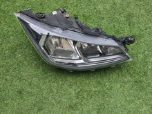 Load image into Gallery viewer, Frontscheinwerfer Seat Ibiza 6F1941016B LED Rechts Scheinwerfer Headlight SCH5790154117wq