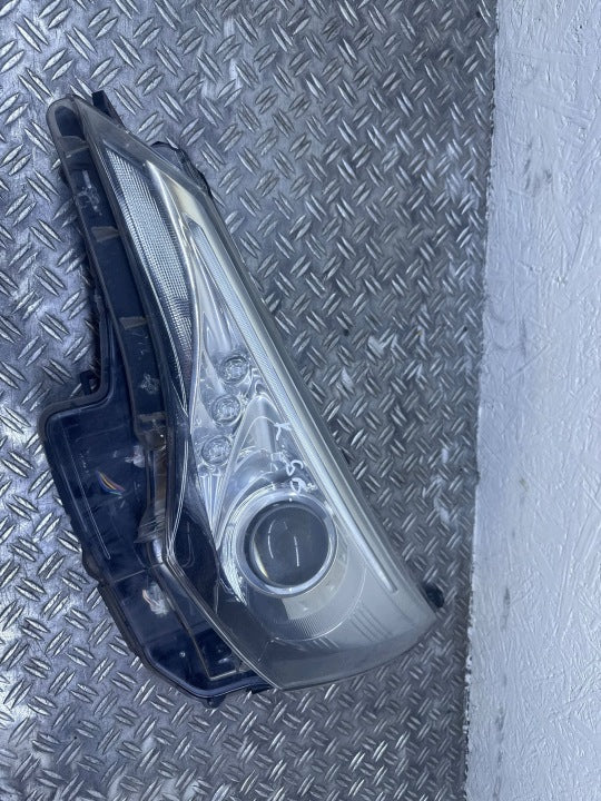 Frontscheinwerfer Toyota Avensis BEN29798 Links Scheinwerfer Headlight SCH5790240969ij
