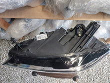 Laden Sie das Bild in den Galerie-Viewer, Frontscheinwerfer VW Passat B8 3G1941113A Xenon Links Scheinwerfer Headlight SCH5801053297ss