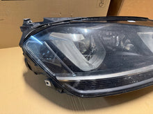 Laden Sie das Bild in den Galerie-Viewer, Frontscheinwerfer VW Golf VII 90024306 Rechts Scheinwerfer Headlight SCH5802106830vg
