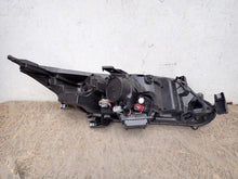 Laden Sie das Bild in den Galerie-Viewer, Frontscheinwerfer Mitsubishi Eclipse Cross I 8301D065 Full LED Links Headlight SCH5806857588ko
