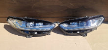 Laden Sie das Bild in den Galerie-Viewer, Frontscheinwerfer Ford Mondeo ES73-13D155-AH ES73-13D154-AH Ein Satz Headlight SCH5812529201du
