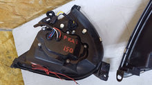Laden Sie das Bild in den Galerie-Viewer, Frontscheinwerfer Ford SK3301 Ein Stück (Rechts oder Links) Headlight SCH5813806776hr