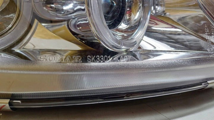 Frontscheinwerfer Ford SK3301 Ein Stück (Rechts oder Links) Headlight SCH5813806776hr