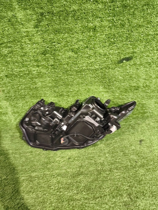 Frontscheinwerfer Toyota Auris 90078097 Rechts Scheinwerfer Headlight SCH5813814602fi
