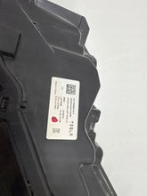 Laden Sie das Bild in den Galerie-Viewer, Frontscheinwerfer Tesla Model 3 176088800F Links Scheinwerfer Headlight SCH5817607636ga