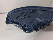 Laden Sie das Bild in den Galerie-Viewer, Frontscheinwerfer Volvo S40 30763034 Rechts Scheinwerfer Headlight SCH5817757780vs