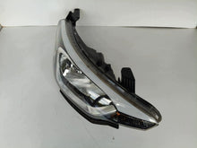 Laden Sie das Bild in den Galerie-Viewer, Frontscheinwerfer Hyundai I20 II 92102-C8000 Rechts Scheinwerfer Headlight SCH5818145524hp
