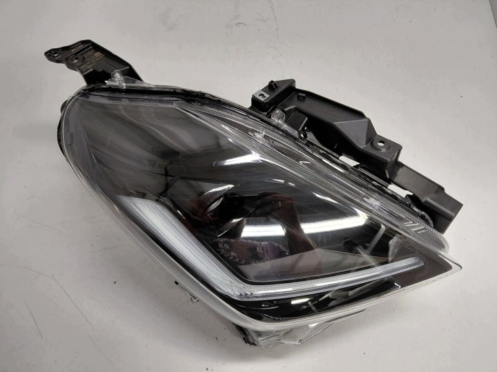 Frontscheinwerfer Suzuki Swift I W7091 Rechts Scheinwerfer Headlight SCH5823300679tu