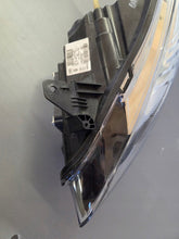 Laden Sie das Bild in den Galerie-Viewer, Frontscheinwerfer Renault Clio IV 280803564R LED Links Scheinwerfer Headlight SCH5829933415sw