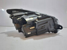 Laden Sie das Bild in den Galerie-Viewer, Frontscheinwerfer VW Multivan 7L1941035B Links Scheinwerfer Headlight SCH5832404413tq