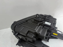 Laden Sie das Bild in den Galerie-Viewer, Frontscheinwerfer Skoda Enyaq 5LB941035A Links Scheinwerfer Headlight SCH5836844356cg