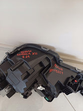 Laden Sie das Bild in den Galerie-Viewer, Frontscheinwerfer Toyota Corolla 90119224 Rechts Scheinwerfer Headlight SCH5843735950wu
