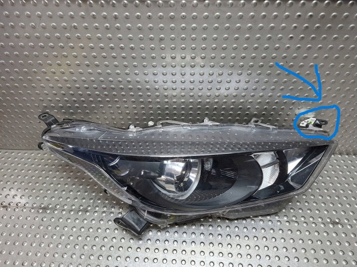 Frontscheinwerfer Toyota Yaris S25154991 Rechts Scheinwerfer Headlight SCH5846404164le