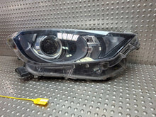 Laden Sie das Bild in den Galerie-Viewer, Frontscheinwerfer Toyota Yaris S25154991 Rechts Scheinwerfer Headlight SCH5846404164le