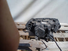 Laden Sie das Bild in den Galerie-Viewer, Frontscheinwerfer BMW X3 E83 7162189-06 Links Scheinwerfer Headlight SCH5858802113vw