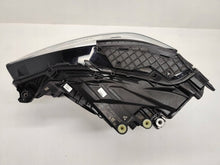 Laden Sie das Bild in den Galerie-Viewer, Frontscheinwerfer Audi Q3 83A941034 Rechts Scheinwerfer Headlight SCH5860553785hw