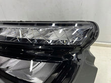 Laden Sie das Bild in den Galerie-Viewer, Frontscheinwerfer Skoda Kamiq 658941015 LED Links Scheinwerfer Headlight SCH5861141624qq