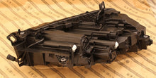 Laden Sie das Bild in den Galerie-Viewer, Frontscheinwerfer Skoda Enyaq IV 5LB941015 LED Links Scheinwerfer Headlight SCH5864550402sp