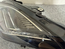 Laden Sie das Bild in den Galerie-Viewer, Frontscheinwerfer Jaguar E-Pace X540 J9C3-13W030-HC LED Links Headlight SCH5866741660fn