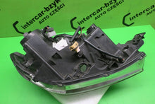 Laden Sie das Bild in den Galerie-Viewer, Frontscheinwerfer Mitsubishi Outlander I P4326L Links Scheinwerfer Headlight SCH5869987221xf