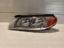 Laden Sie das Bild in den Galerie-Viewer, Frontscheinwerfer Volvo V70 S80 31214351 Links Scheinwerfer Headlight SCH5874943841qb