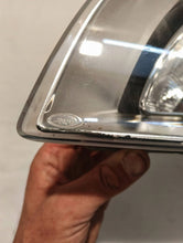 Laden Sie das Bild in den Galerie-Viewer, Frontscheinwerfer Volvo V70 S80 31214351 Links Scheinwerfer Headlight SCH5874943841qb