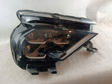 Laden Sie das Bild in den Galerie-Viewer, Frontscheinwerfer Citroën C4 III 73243672 9830649280 LED Rechts Headlight SCH5875015901xl