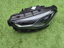 Laden Sie das Bild in den Galerie-Viewer, Frontscheinwerfer Mercedes-Benz W247 A2479064104 LED Links Headlight SCH5878725960wx
