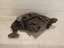 Laden Sie das Bild in den Galerie-Viewer, Frontscheinwerfer Opel Corsa F 39162654KOD 85122000 LED Rechts Headlight SCH5882821815mn