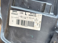Laden Sie das Bild in den Galerie-Viewer, Frontscheinwerfer Dacia Sandero II 260608143R Links Scheinwerfer Headlight SCH5886035167oh