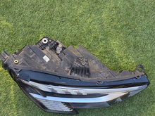 Load image into Gallery viewer, Frontscheinwerfer Audi A3 8Y0941036 Rechts Scheinwerfer Headlight SCH5890463086mf
